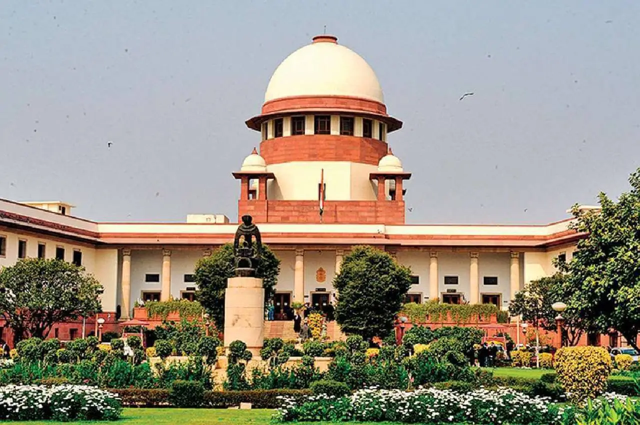 Supreme Court, in a majority verdict, upholds constitutional validity of EWS quota